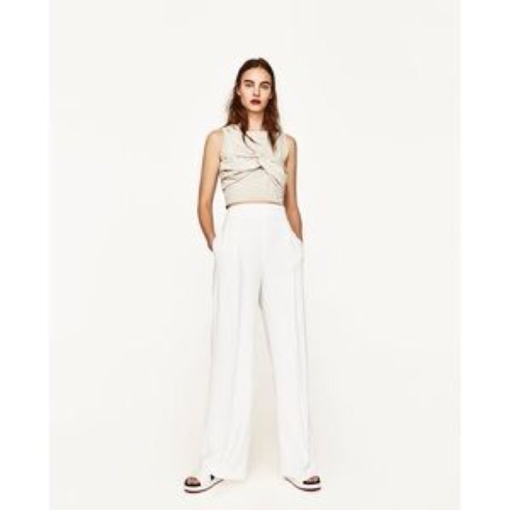 🟢3/$25 | Zara | faux suede like, super soft top - Picture 7 of 7